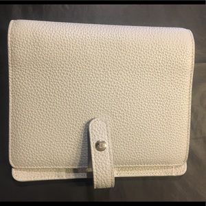 Aura Estelle A6 Scarlet Hybrid